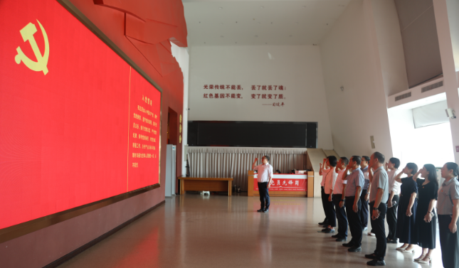 苏商红韵聚合力 携手共建赢未来 信阳鼎信集团与苏州中新产投开展党建共建活动